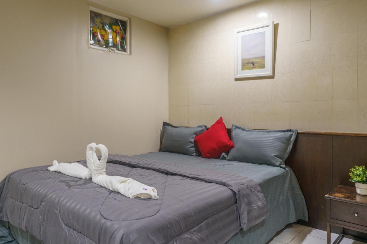 Cheqinn Bed Sukhumvit 4 Nana Plaza بانكوك المظهر الخارجي الصورة
